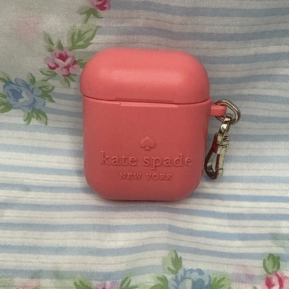 Kate Spade New York Pink Silicone AirPods Case Cover with‎ Keychain Clip
